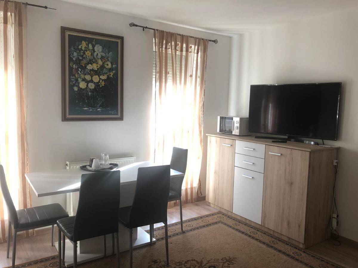Edes Alom Guesthouse Szeged Eksteriør bilde