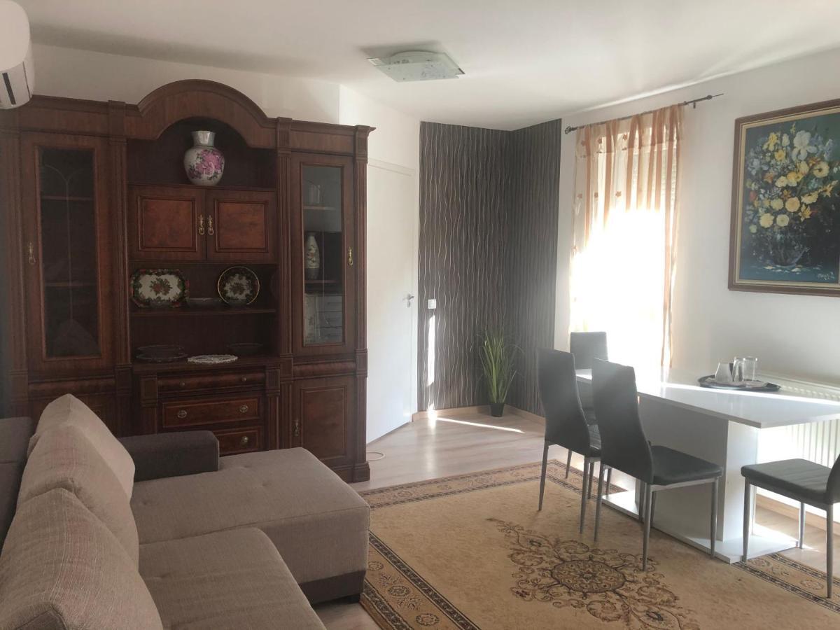 Edes Alom Guesthouse Szeged Eksteriør bilde