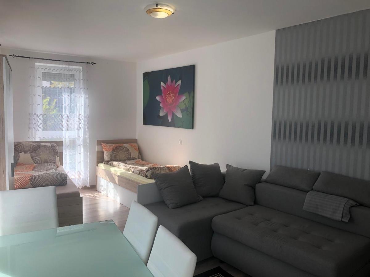 Edes Alom Guesthouse Szeged Eksteriør bilde