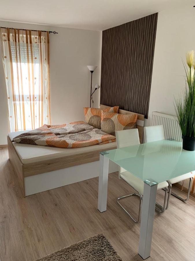 Edes Alom Guesthouse Szeged Eksteriør bilde
